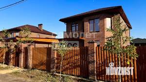 Коттедж 162м&sup2;, 2-этажный, участок 6 сот.  