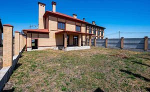 Дом 351м&sup2;, 2-этажный, участок 7 сот.  