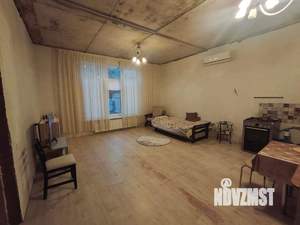 Дом 100м&sup2;, 1-этажный, участок 4 сот.  