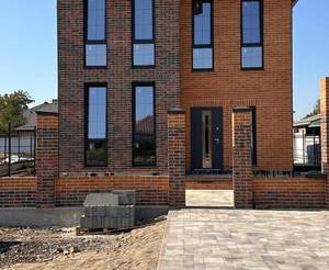 Дом 160м&sup2;, 2-этажный, участок 4 сот.  