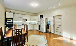 Дом 185м², 1-этажный, участок 10 сот.  