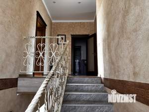 Коттедж 183м&sup2;, 2-этажный, участок 7 сот.  