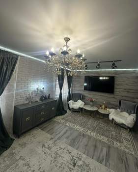 Дом 181м&sup2;, 3-этажный, участок 2 сот.  