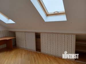 Коттедж 541м&sup2;, 2-этажный, участок 10 сот.  