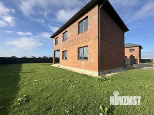 Дом 180м&sup2;, 2-этажный, участок 6 сот.  