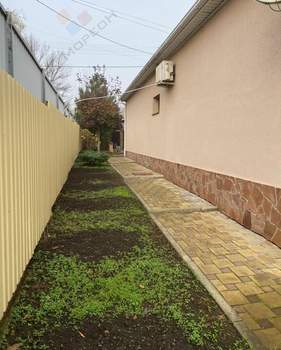 Дом 193м², 1-этажный, участок 8 сот.  