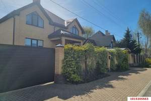 Дом 284м², 2-этажный, участок 8 сот.  