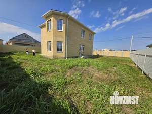 Дом 180м&sup2;, 2-этажный, участок 6 сот.  