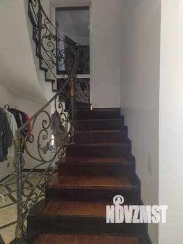 Дом 150м², 2-этажный, участок 6 сот.  