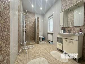 Дом 222м&sup2;, 2-этажный, участок 6 сот.  