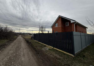 Дом 127м&sup2;, 2-этажный, участок 4 сот.  