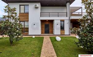 Дом 421м&sup2;, 2-этажный, участок 11 сот.  