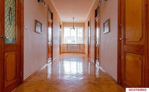 Дом 236м&sup2;, 2-этажный, участок 9 сот.  