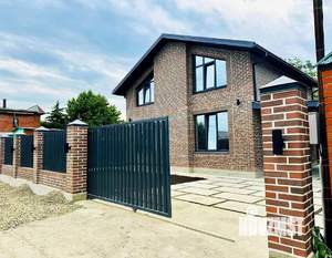 Коттедж 130м&sup2;, 2-этажный, участок 4 сот.  