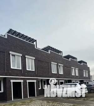 Дом 106м&sup2;, 2-этажный, участок 2 сот.  