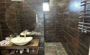 Дом 183м&sup2;, 2-этажный, участок 10 сот.  