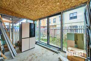 Таунхаус 140м&sup2;, 3-этажный, участок 2 сот.  