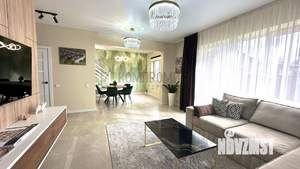 Дом 80м&sup2;, 2-этажный, участок 5 сот.  