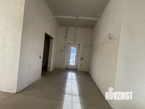 Дом 215м&sup2;, 1-этажный, участок 8 сот.  