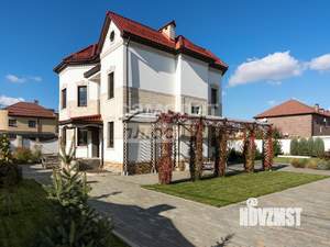 Коттедж 330м², 2-этажный, участок 8 сот.  