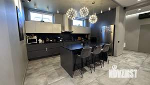 Дом 331м&sup2;, 2-этажный, участок 7 сот.  