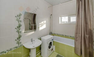 Дом 199м&sup2;, 2-этажный, участок 4 сот.  