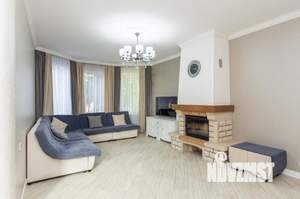 Дом 180м&sup2;, 2-этажный, участок 4 сот.  