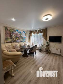 Таунхаус 200м&sup2;, 3-этажный, участок 2 сот.  