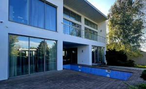 Дом 117м², 2-этажный, участок 6 сот.  