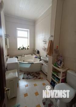 Дом 277м&sup2;, 3-этажный, участок 12 сот.  