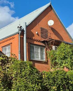 Дом 174м², 2-этажный, участок 11 сот.  