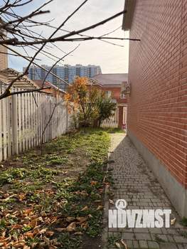 Таунхаус 190м&sup2;, 3-этажный, участок 3 сот.  