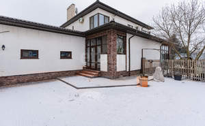 Дом 341м&sup2;, 2-этажный, участок 8 сот.  