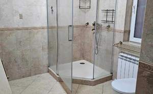 Дом 200м&sup2;, 2-этажный, участок 6 сот.  