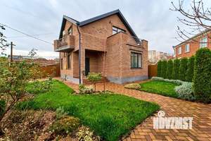 Дом 214м&sup2;, 2-этажный, участок 3 сот.  