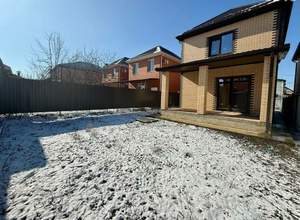 Дом 145м&sup2;, 2-этажный, участок 4 сот.  