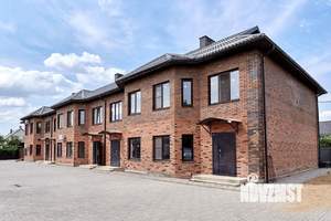 Таунхаус 143м&sup2;, 2-этажный, участок 1 сот.  