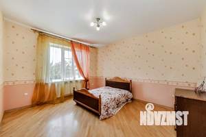 Дом 341м&sup2;, 2-этажный, участок 8 сот.  