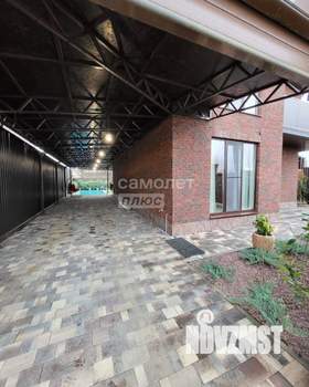 Дом 200м&sup2;, 2-этажный, участок 4 сот.  