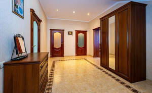 Дом 168м&sup2;, 2-этажный, участок 6 сот.  