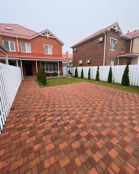 Дом 122м&sup2;, 2-этажный, участок 2 сот.  