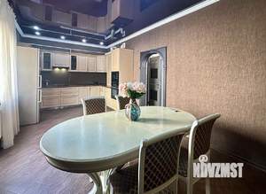 Дом 106м&sup2;, 2-этажный, участок 2 сот.  