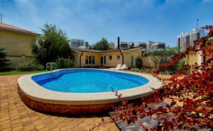 Дом 275м&sup2;, 2-этажный, участок 6 сот.  