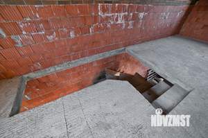 Дом 90м&sup2;, 2-этажный, участок 10 сот.  