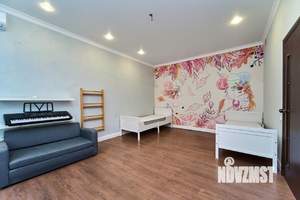 Дом 130м&sup2;, 2-этажный, участок 2 сот.  