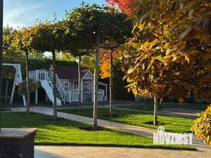 Коттедж 443м&sup2;, 3-этажный, участок 20 сот.  