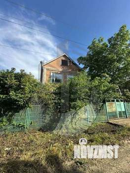 Дом 90м&sup2;, 2-этажный, участок 6 сот.  