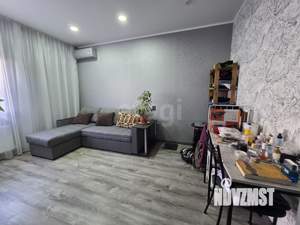 Дом 80м&sup2;, 2-этажный, участок 2 сот.  