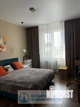 Дом 150м&sup2;, 2-этажный, участок 4 сот.  