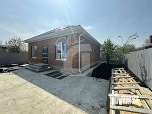 Дом 75м&sup2;, 1-этажный, участок 4 сот.  